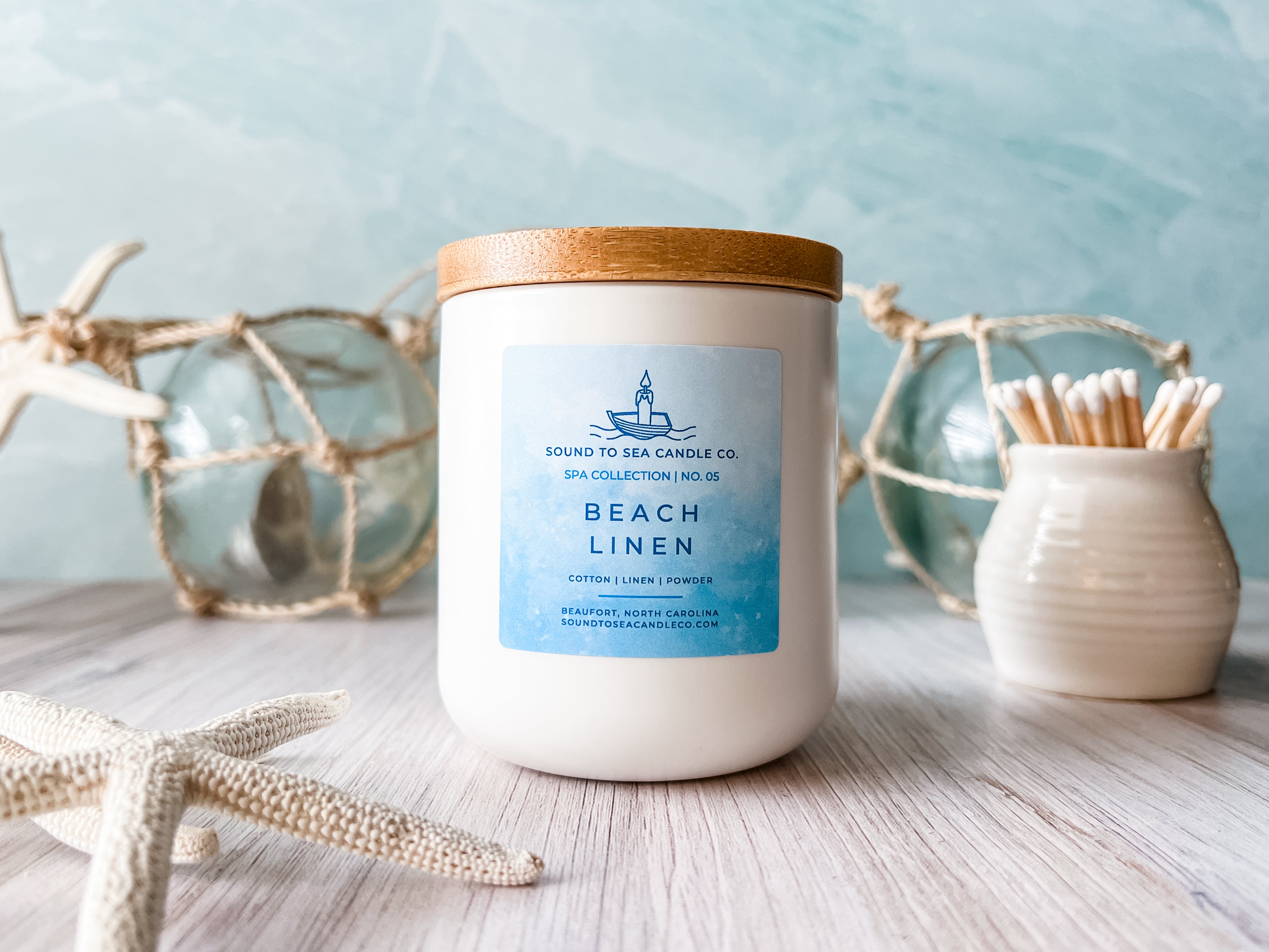 Fresh Linen Small Candle – West Coast Candle Company