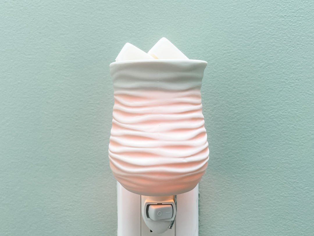 Plug-in Wax Melt Warmer – Adrift Candle Co.